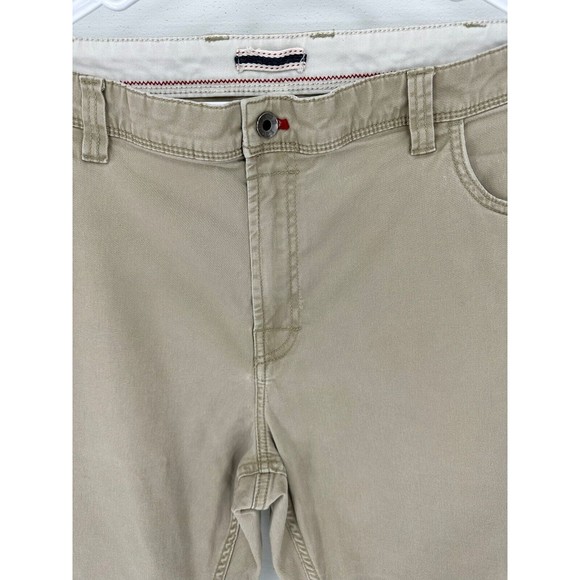 IZOD Relaxed Fit Stretch Denim Brown Jeans 40X30 - Picture 6 of 7